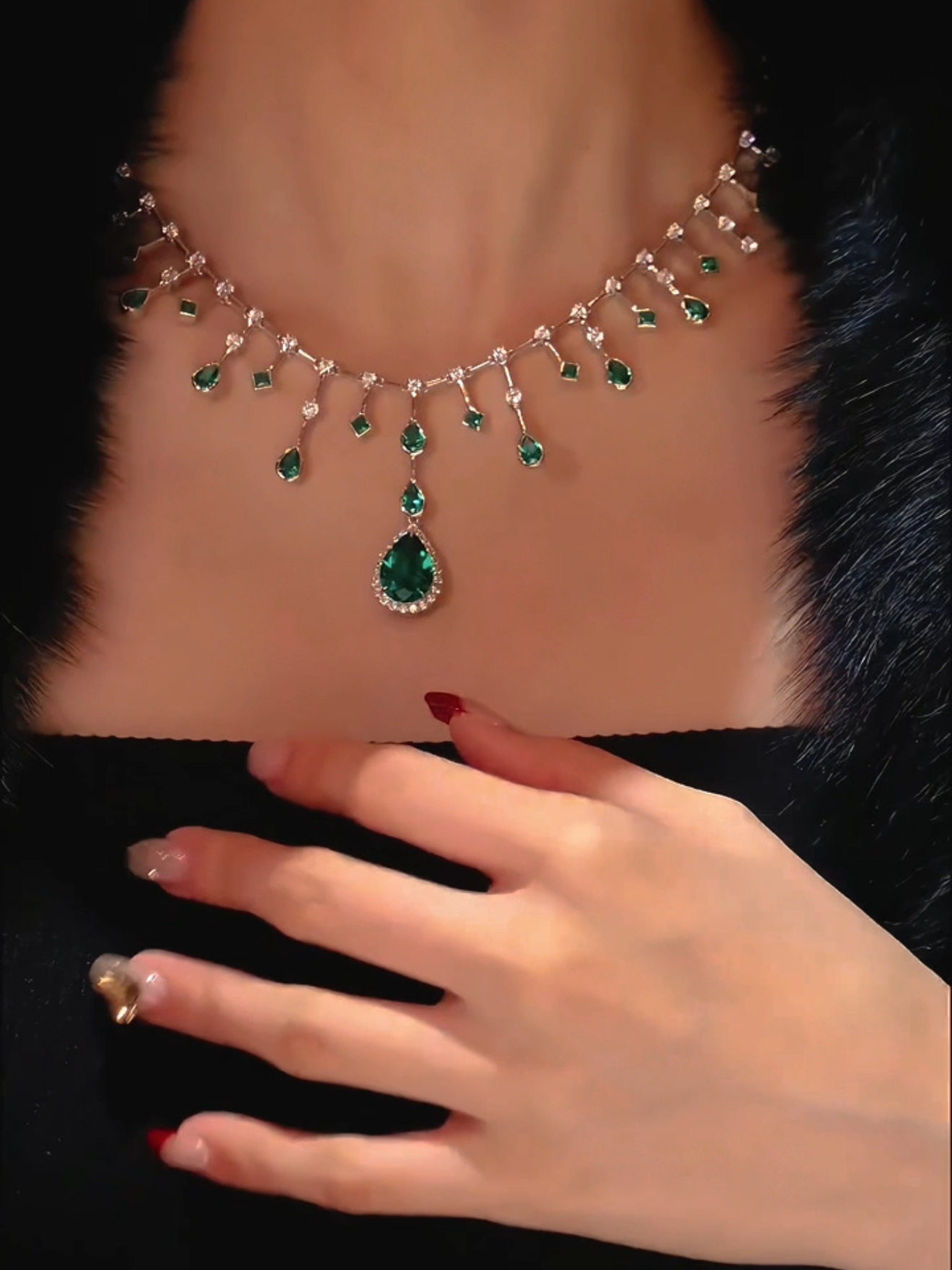 Melisande Necklace Set