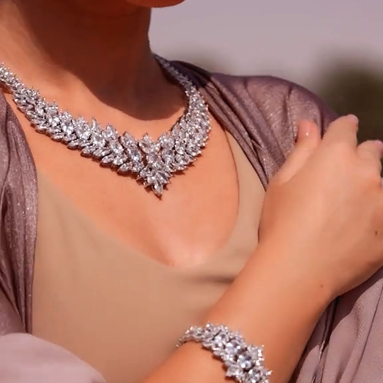 Permelia Necklace Set