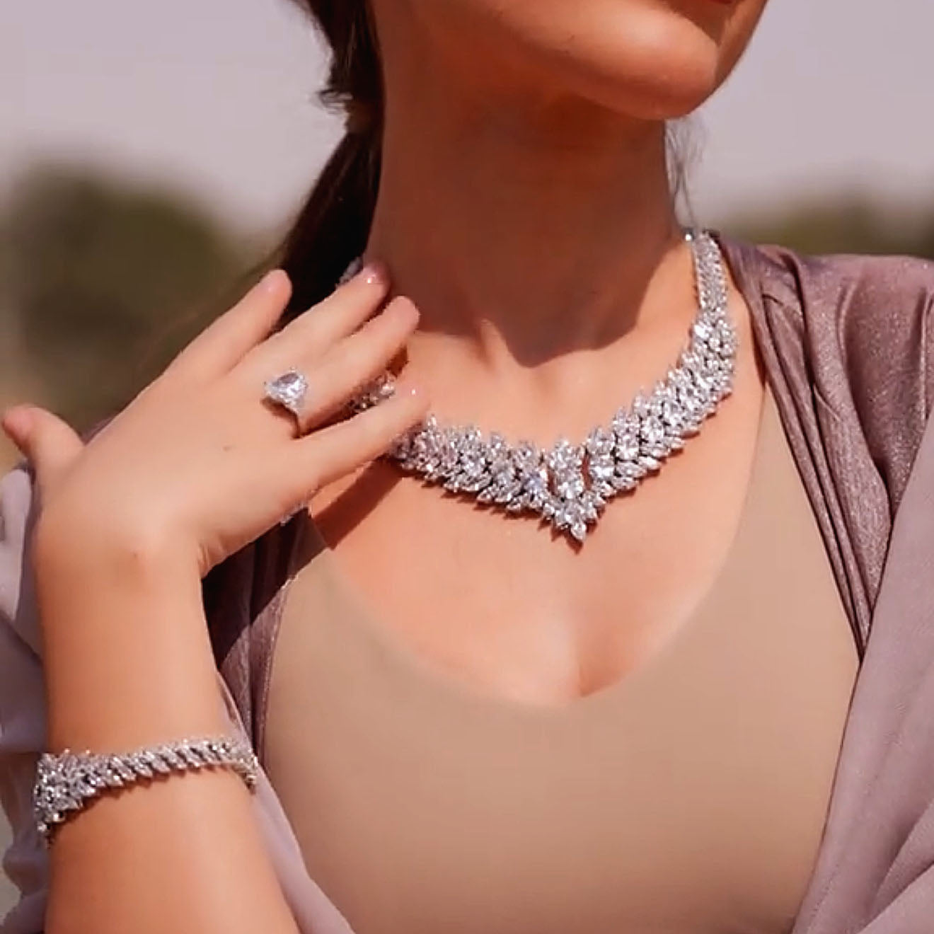 Permelia Necklace Set