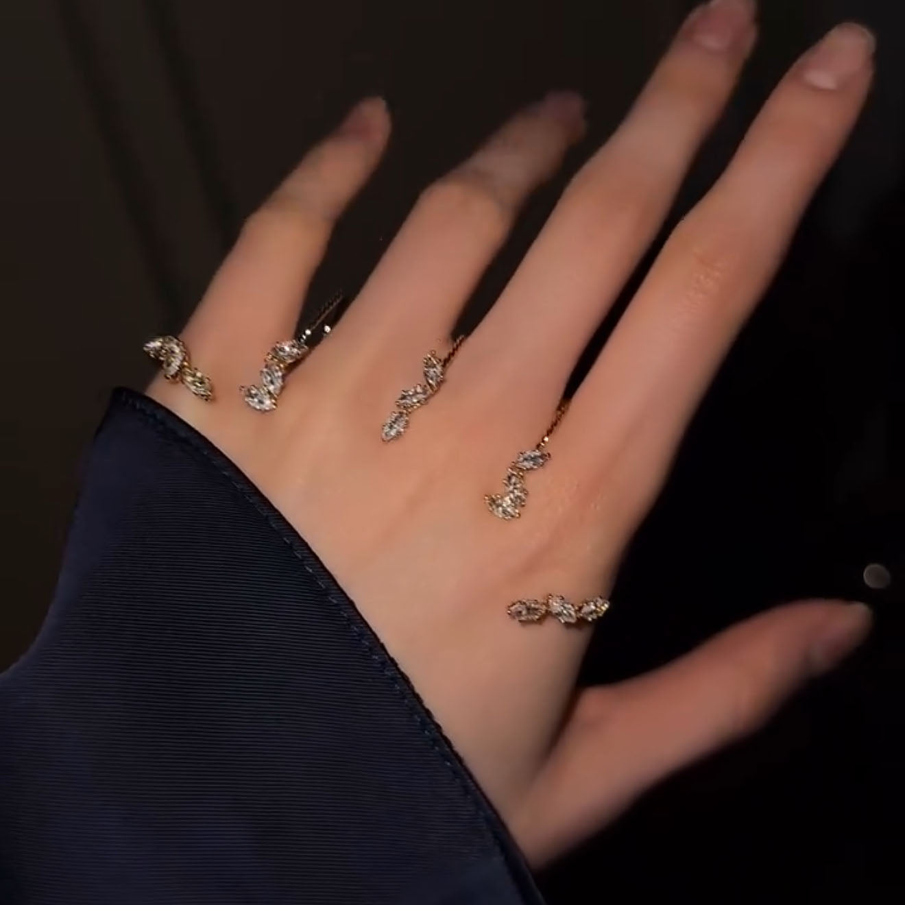 Idabelle Finger Ring