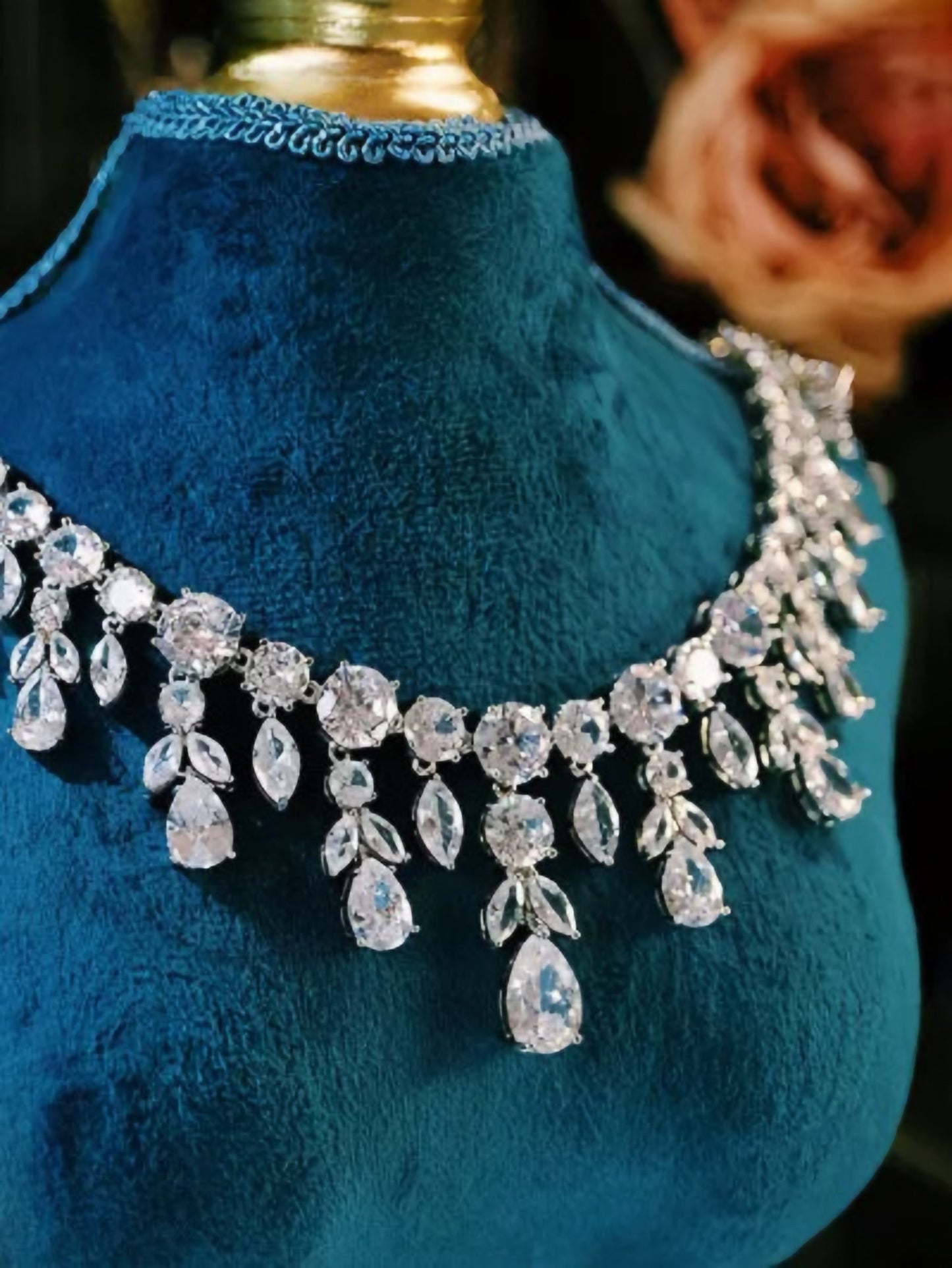 Fernanda Necklace Set