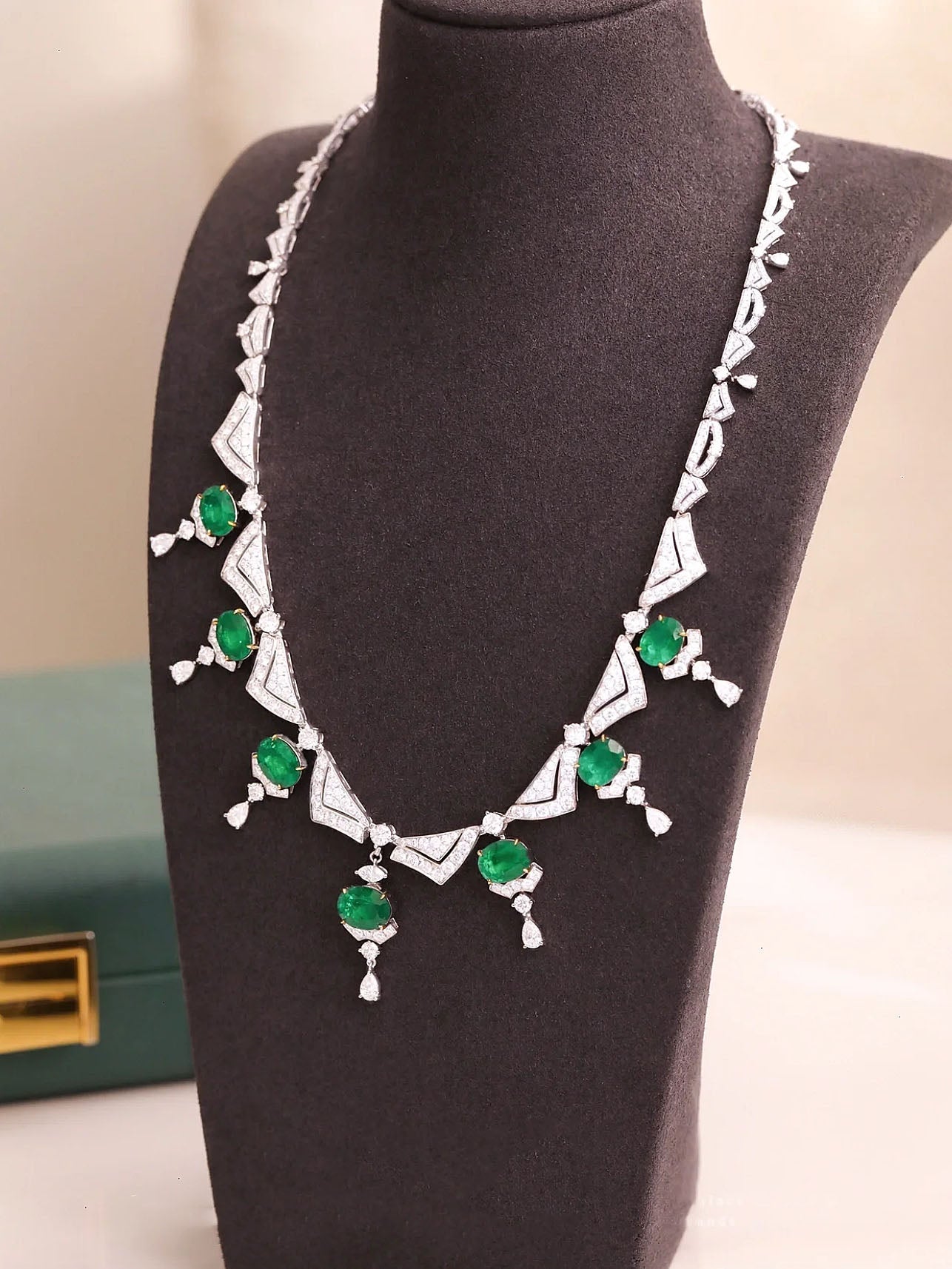 Lavinia Necklace Set | 24k Gold Plated