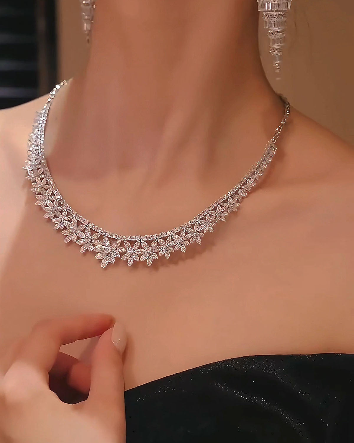 Euphemia Necklace Set