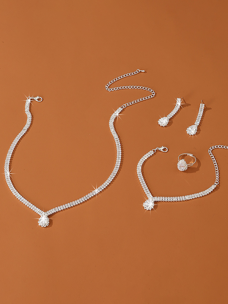 Anastasia Jewelry Set