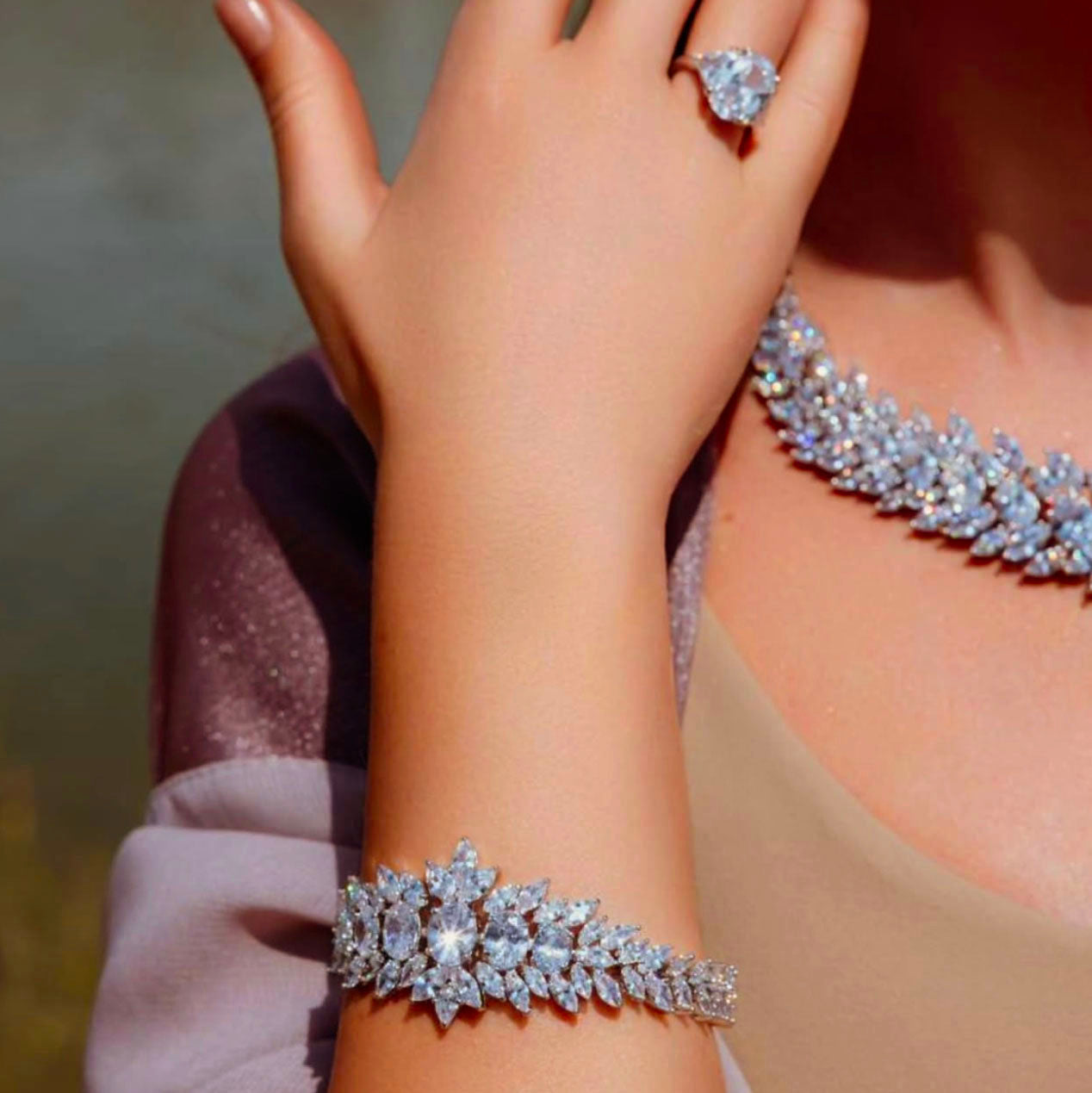 Permelia Necklace Set