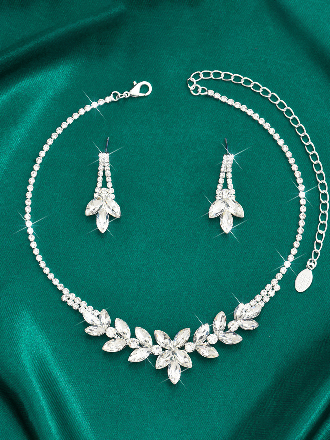 Willa Necklace Set