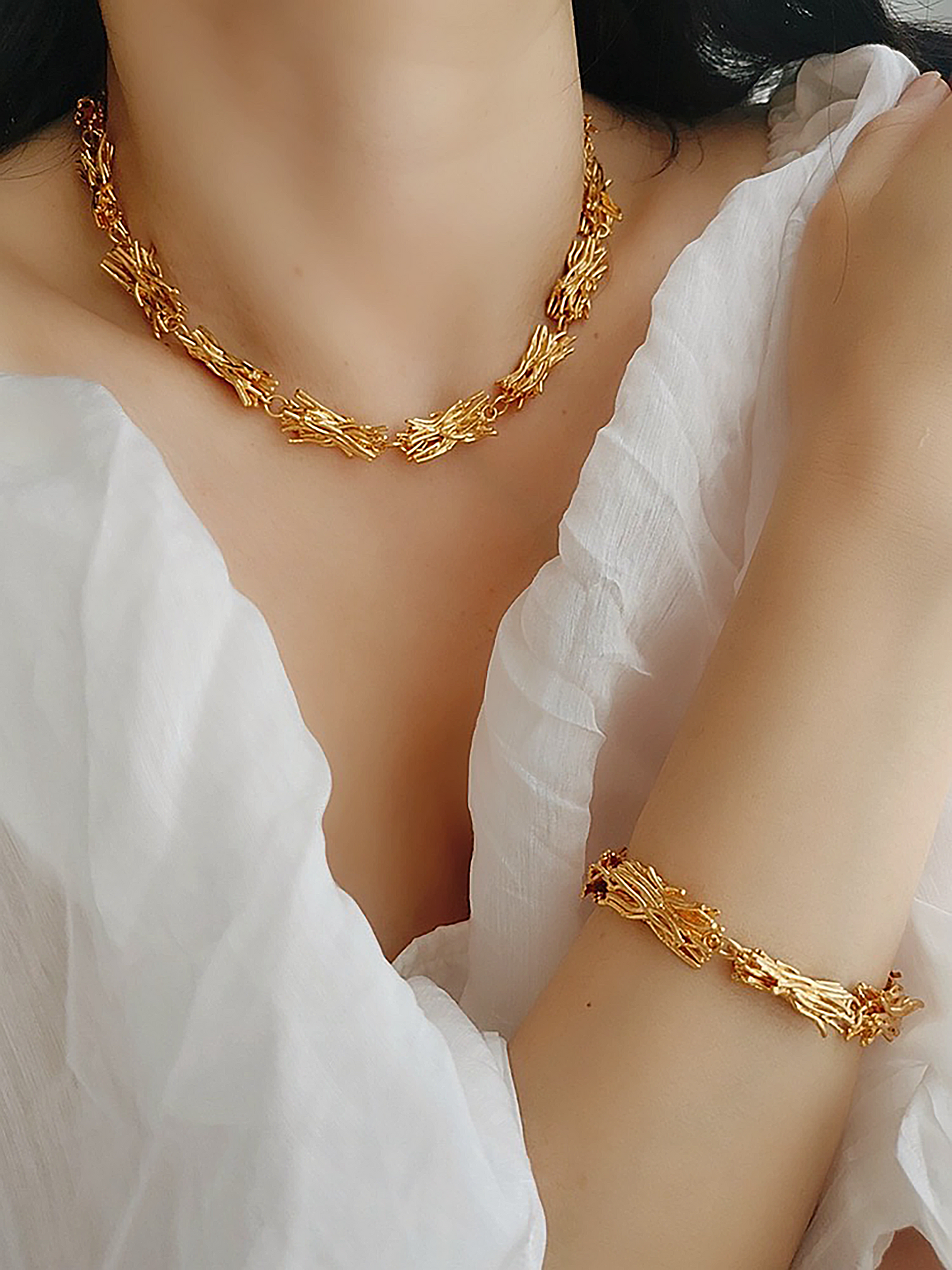 Dorothea Necklace Set | 24k Gold Plated