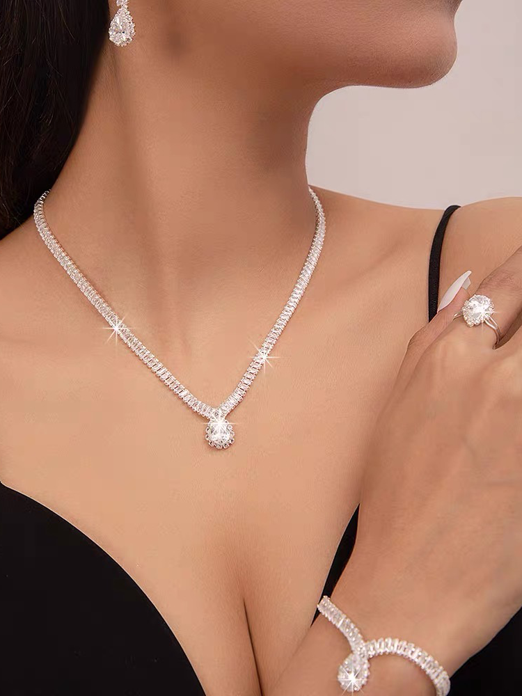 Anastasia Jewelry Set