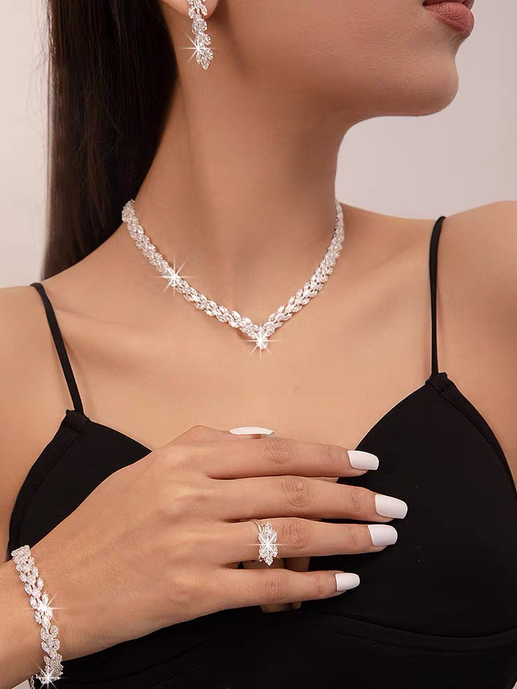 Anastasia Jewelry Set